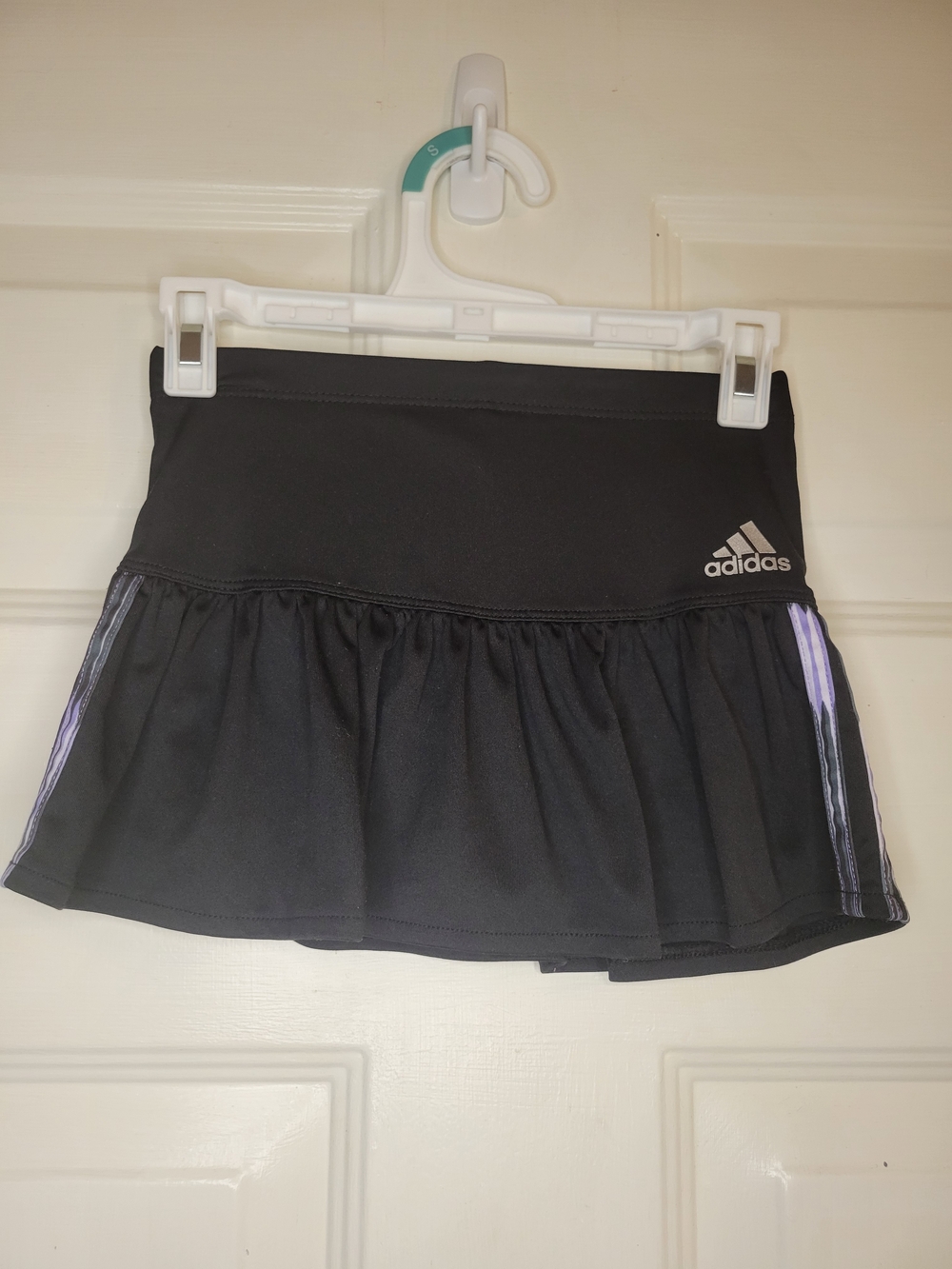Adidas Black Tennis Skort with Purple Accent - Picture 2 of 8